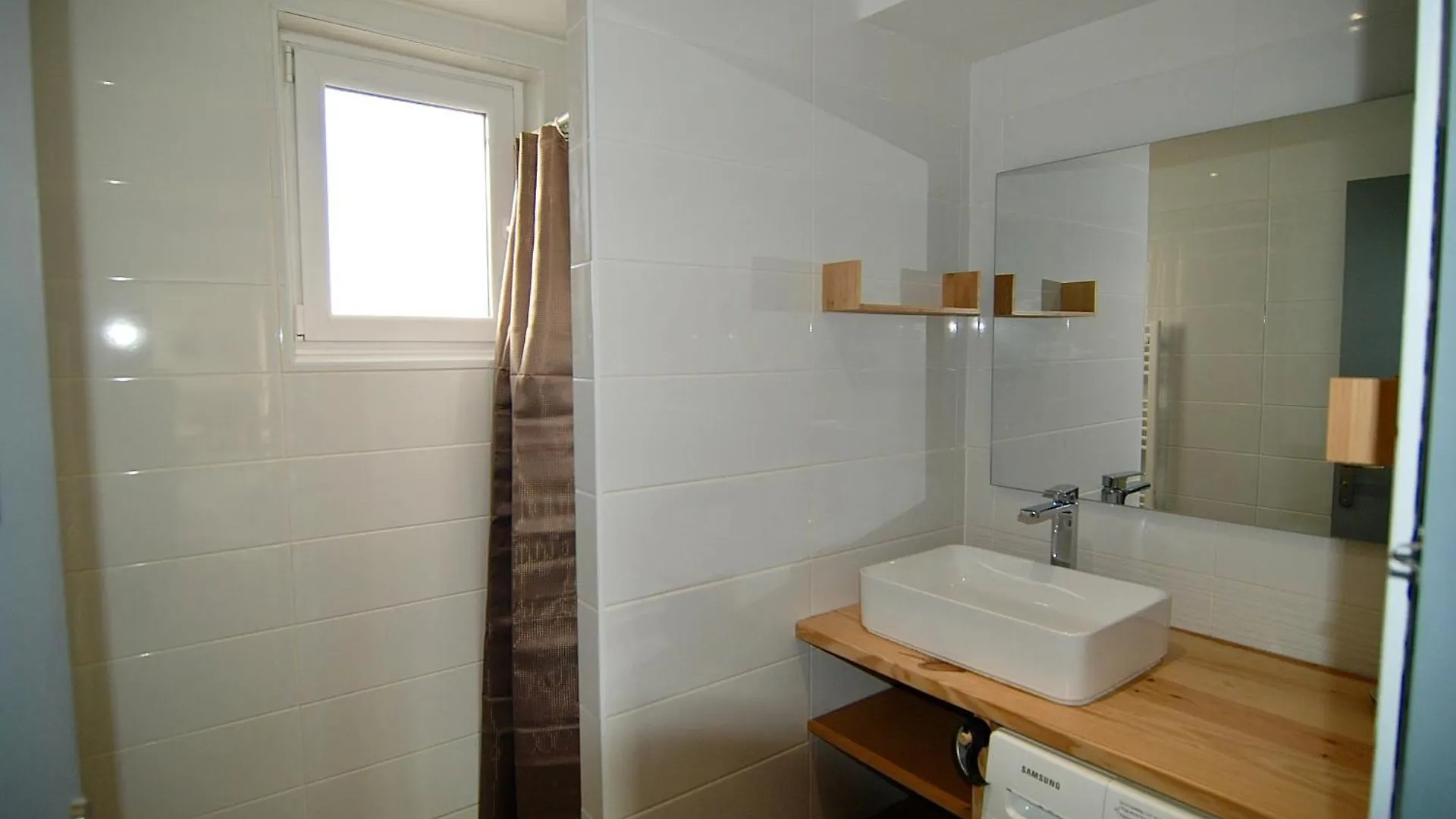 Bel Appartement De Quartier, Terrasse Et Jardin Montélimar Apartamento