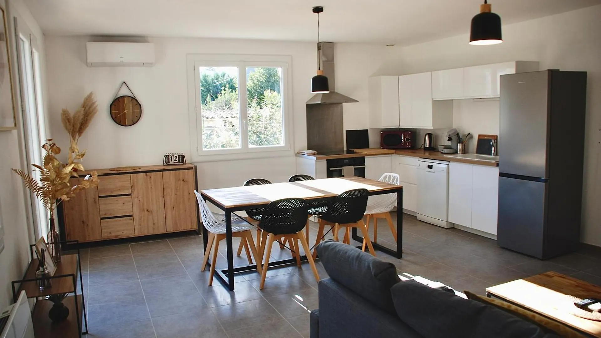 Bel Appartement De Quartier, Terrasse Et Jardin Montélimar
